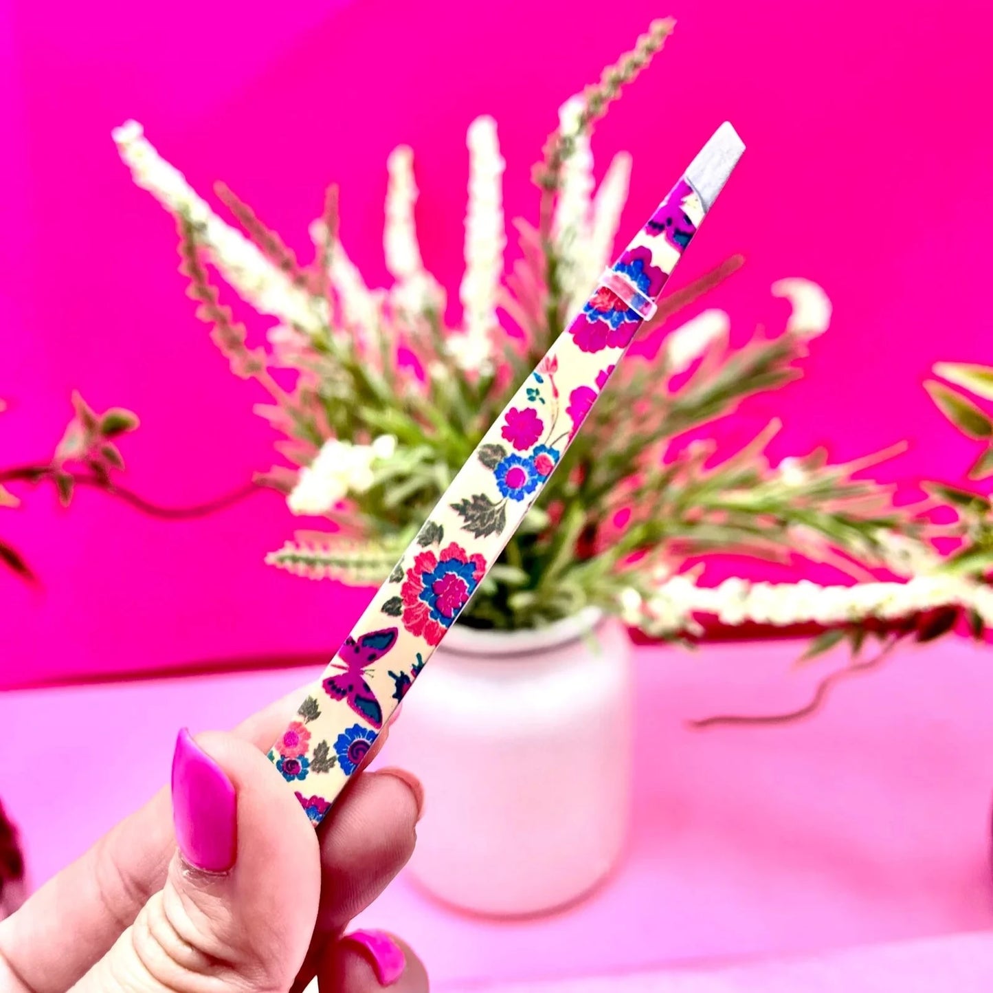 Pinza De Cejas – KBEAUTY CHILE - K Beauty Chile