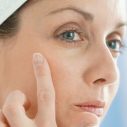 Espuma de Limpieza Facial y Cejas - DELLA Y DELLE